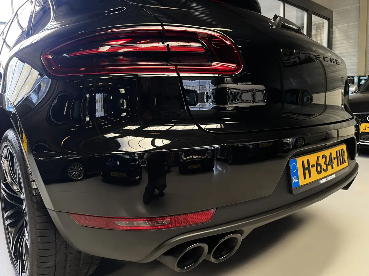 3.0 S Bose, Navi, Pano, 21inch, Luchtvering