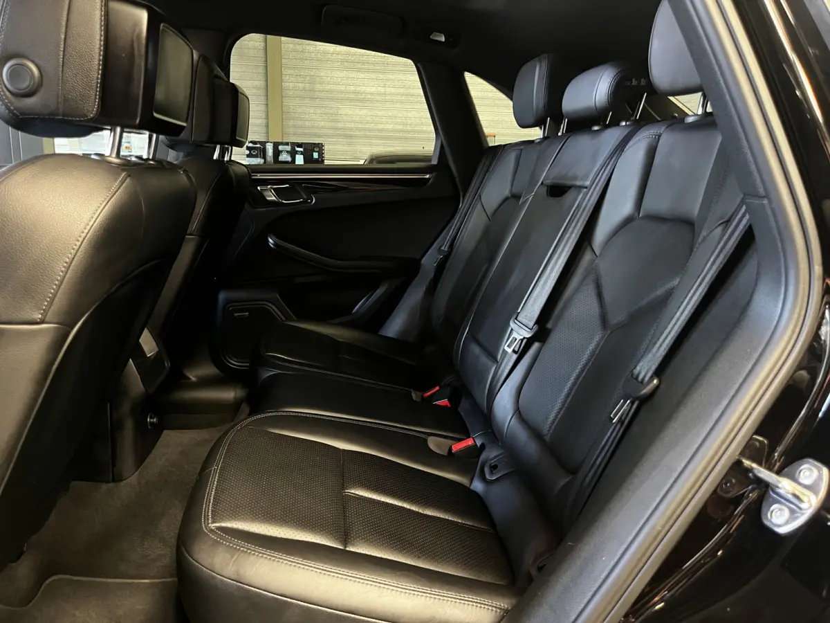 3.0 S Bose, Navi, Pano, 21inch, Luchtvering