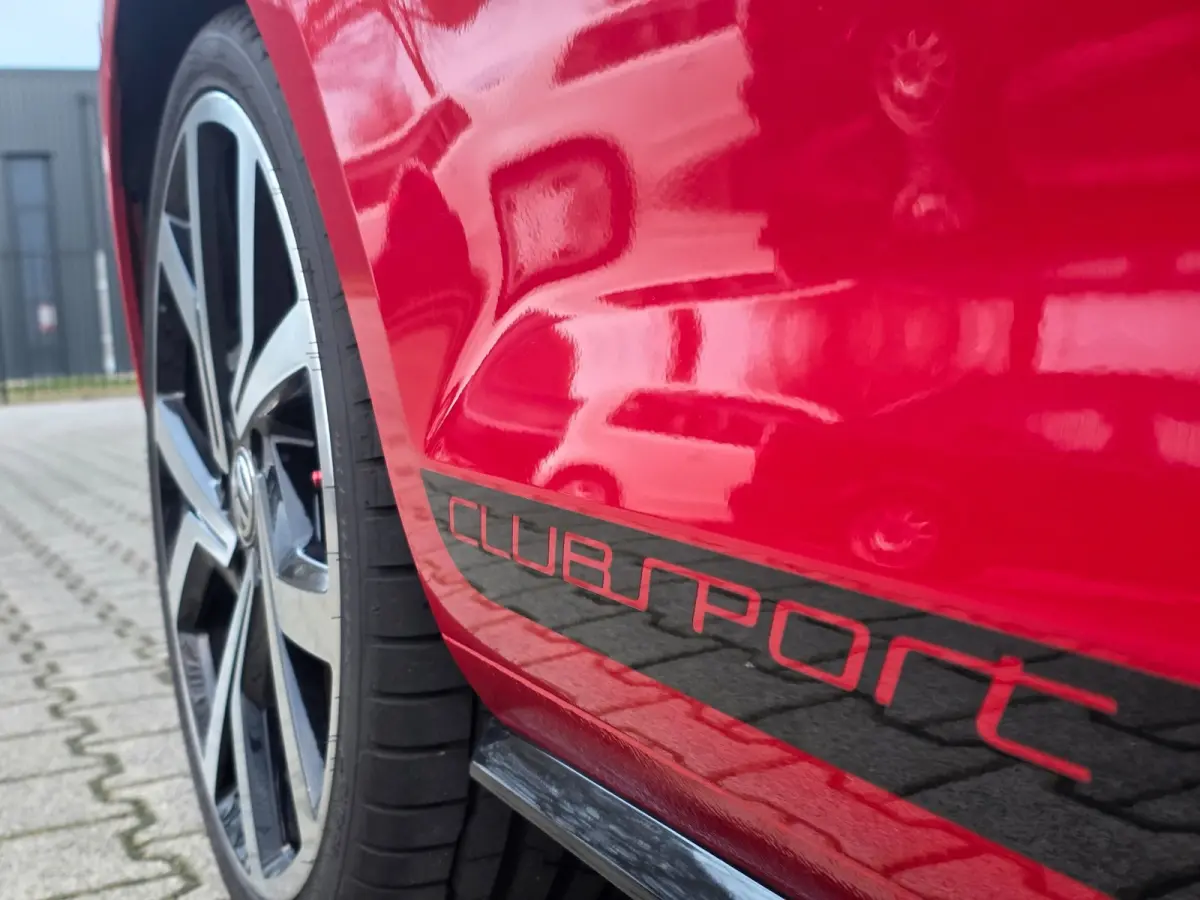 2.0 TSI GTI Clubsport / 265-360PK / NAP / UNIEK !! / NWE TURBO / PANO / DYNAUDIO / CAMERA / CARPLAY / '19 !