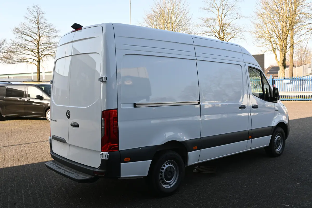 314 RWD L2H2 Pro 81kWh DC opladen 115 kW, Betimmering laadruimte, Etc.