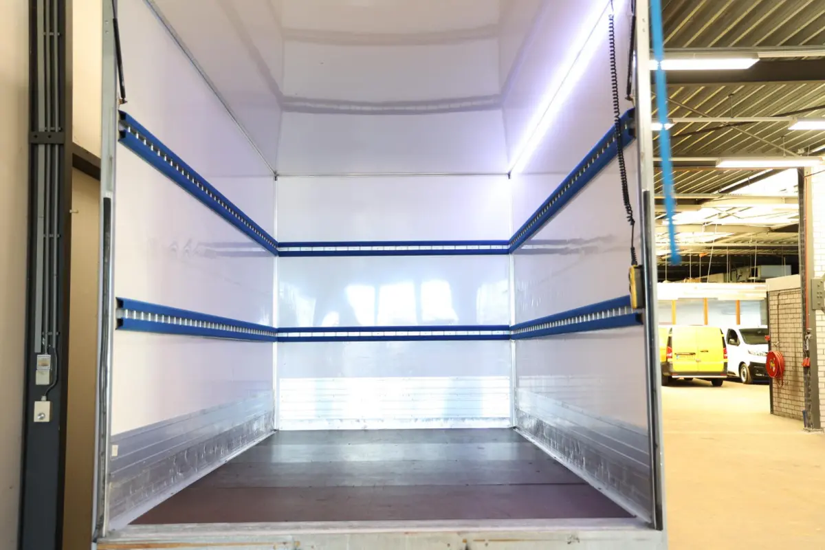 BAKWAGEN MEUBELBAK MET LAADKLEP
