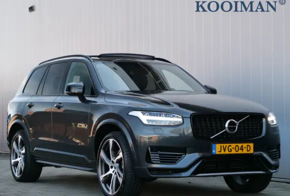 2.0 T8 Recharge AWD R-Design 7p Long Range 455 Pk Automaat Navi / DAB / Leer / Pano-dak / Luchtvering / Apple Carplay / HUD / 7 persoons