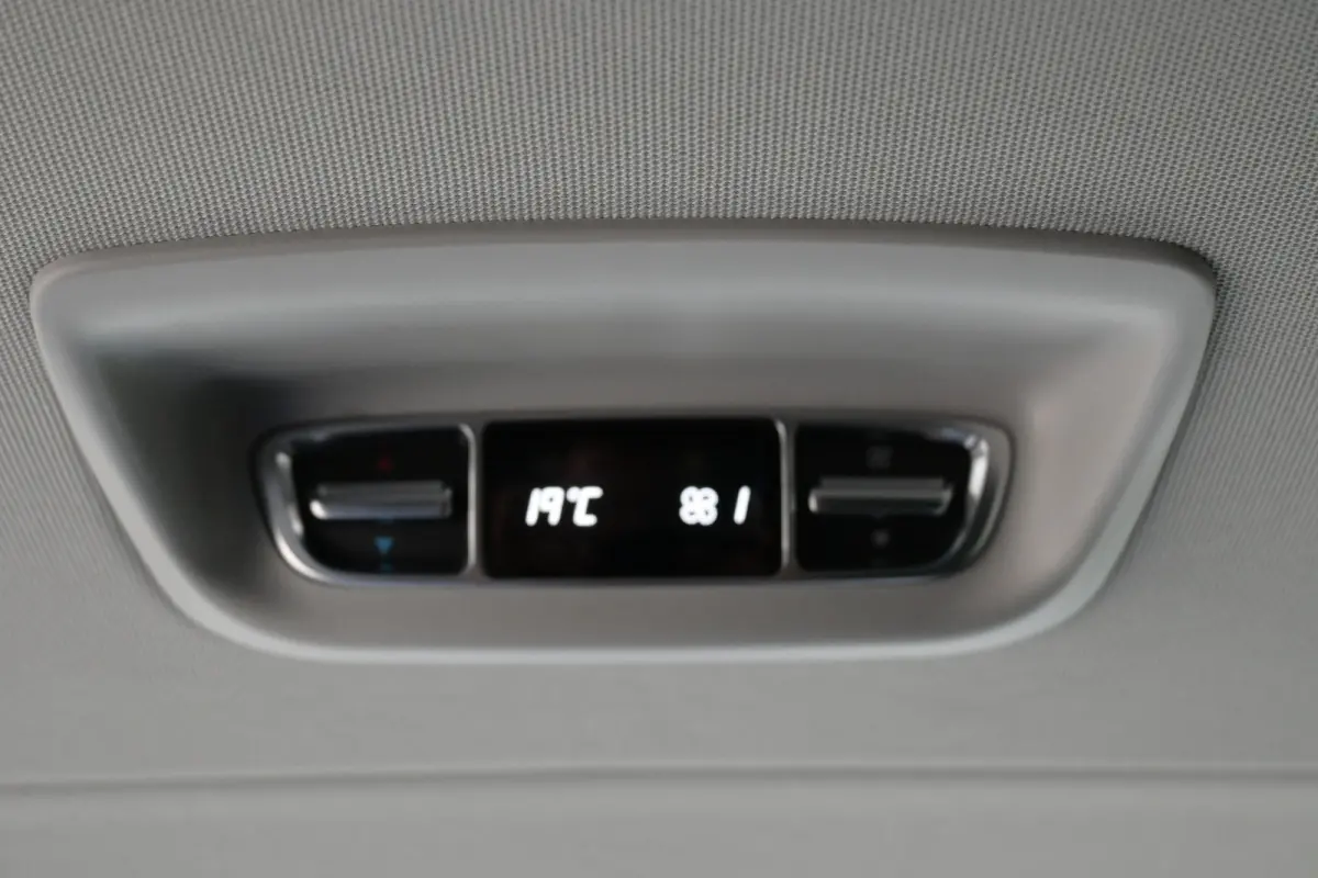 300 L3 Avantgarde 90 kWh Incl BTW, 8 pers., Airmatic/Luchtvering, Comfort stoelen, Electrische deuren