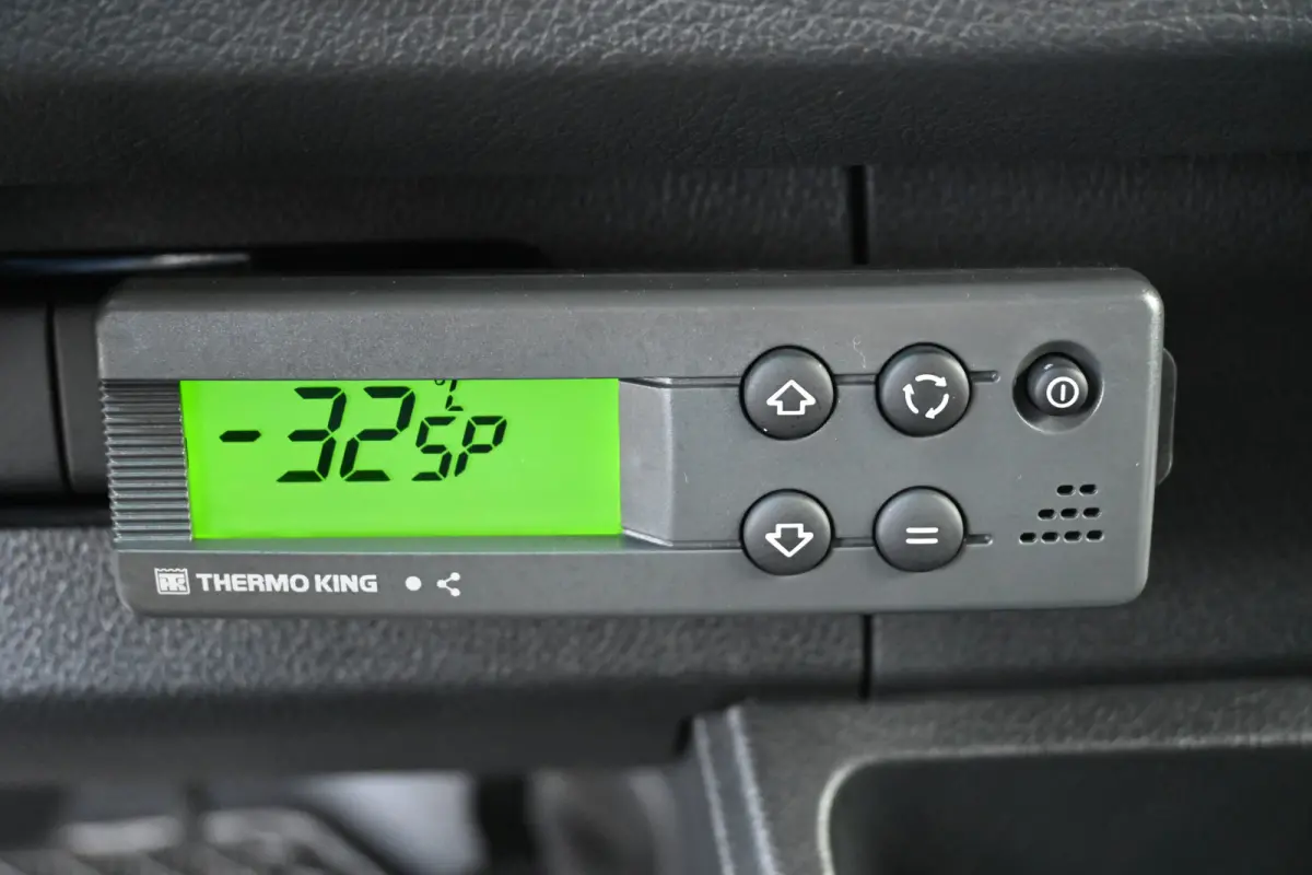 517 CDI Koel-vries Bakwagen met laadklep Thermoking V500 Max D/N koeling