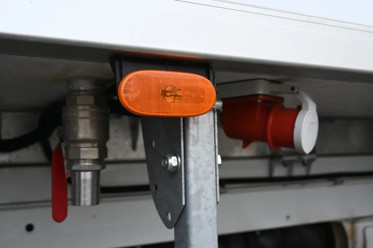 517 CDI Koel-vries Bakwagen met laadklep Thermoking V500 Max D/N koeling