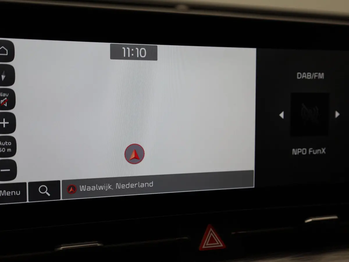 1.6 T-GDi MHEV DynamicLine | LMV | Parkeer sensoren | Virtual cockpit | Navigatie | Climate control | Camera | Bluetooth | Cruise control