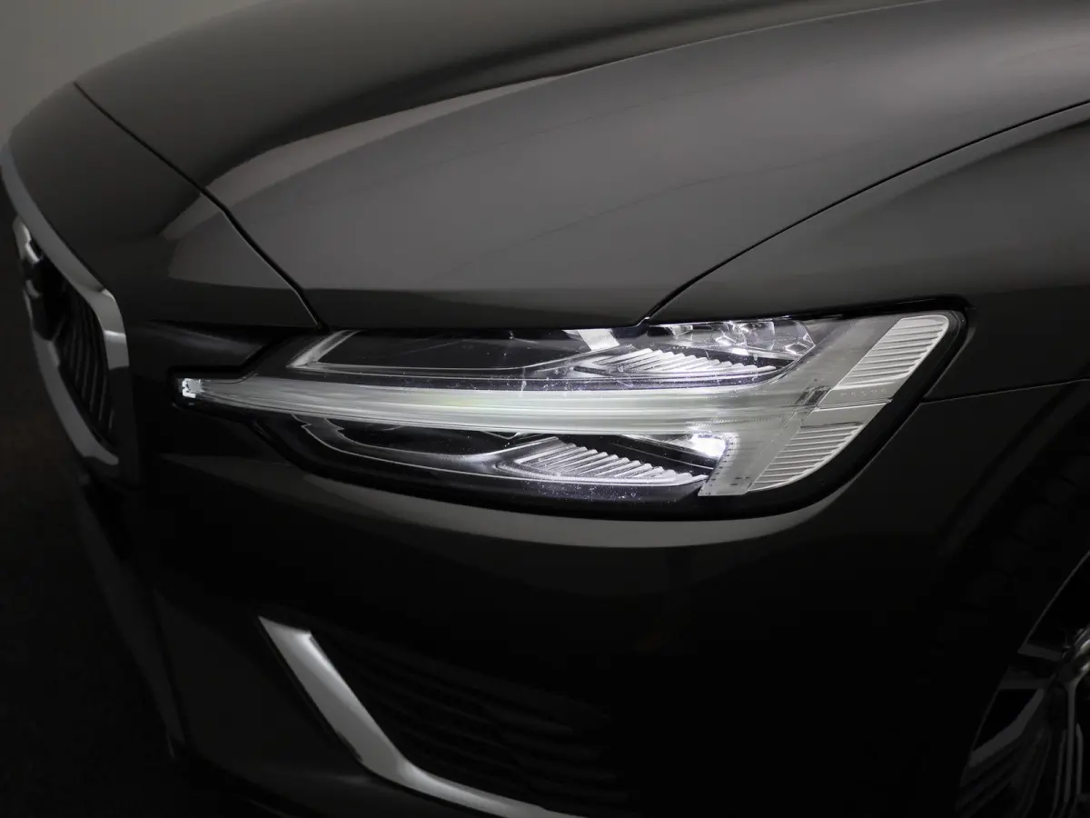 2.0 T6 Recharge AWD Inscription Expression | Stoel + Stuurverwarming | Achteruitrijcamera | Carplay | Virtual | Lane Assist |
