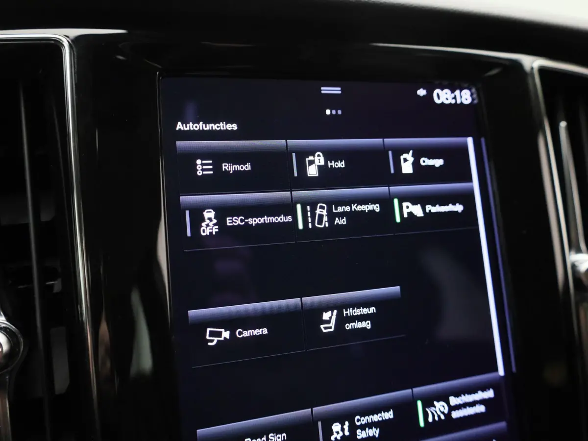 2.0 T6 Recharge AWD Inscription Expression | Stoel + Stuurverwarming | Achteruitrijcamera | Carplay | Virtual | Lane Assist |
