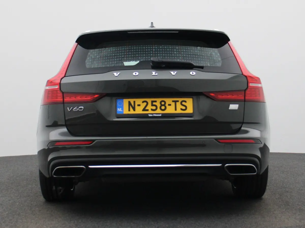 2.0 T6 Recharge AWD Inscription Expression | Stoel + Stuurverwarming | Achteruitrijcamera | Carplay | Virtual | Lane Assist |