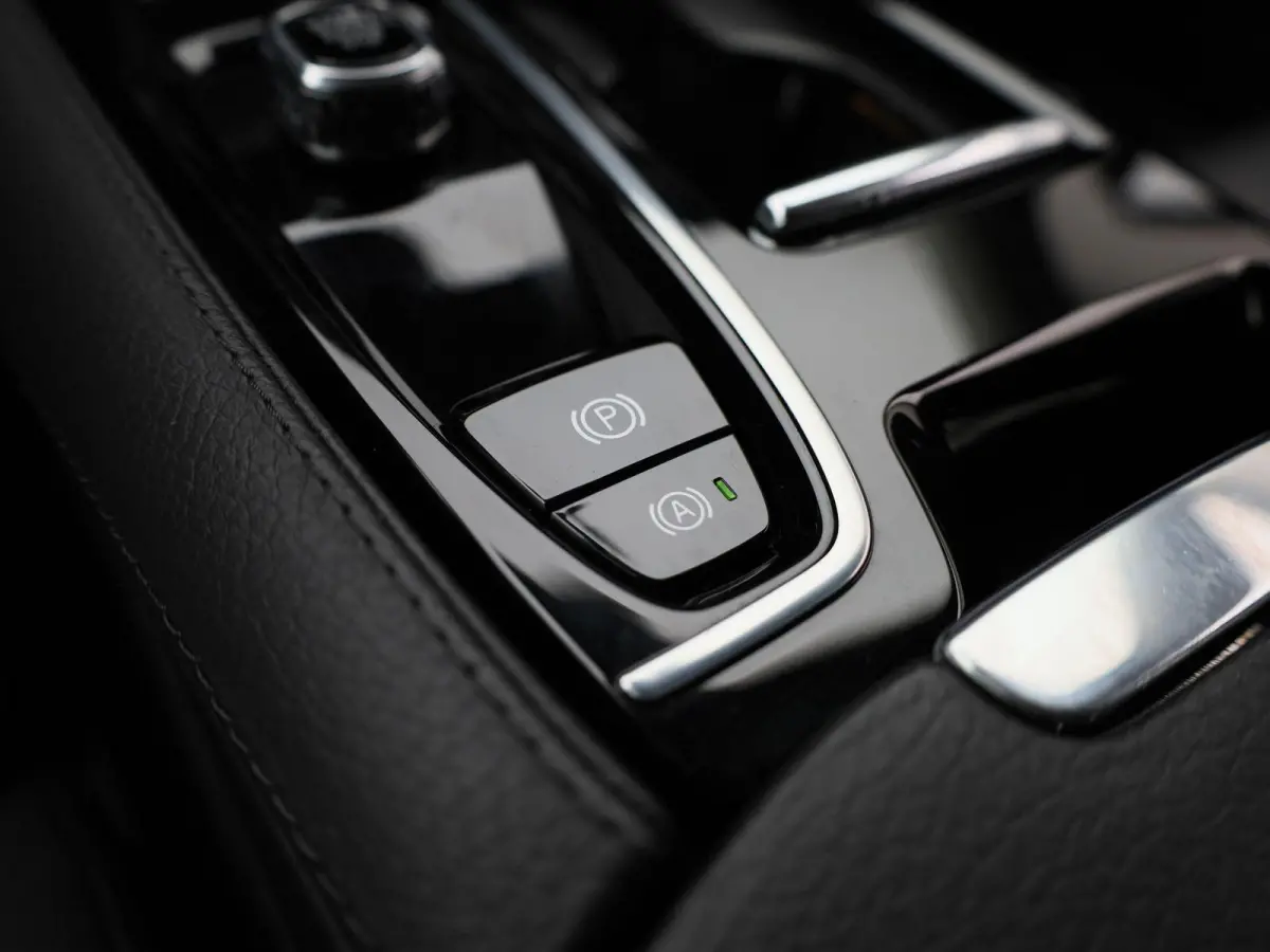 2.0 T6 Recharge AWD Inscription Expression | Stoel + Stuurverwarming | Achteruitrijcamera | Carplay | Virtual | Lane Assist |