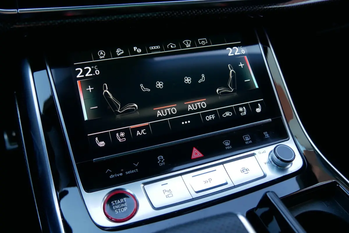 SQ8 4.0 TFSI quattro B&O advance. pano. mega vol