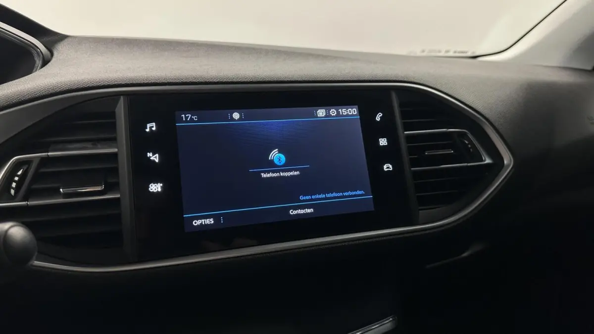 1.2 PureTech Active Pack TREKHAAK NACI LM CARPLAY.
