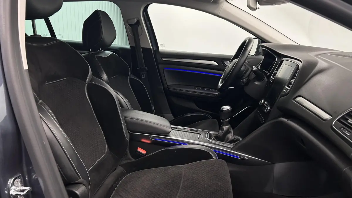 1.3 TCe GT-LINE NAVI CAMERA CARPLAY ECC CRUISE LM.