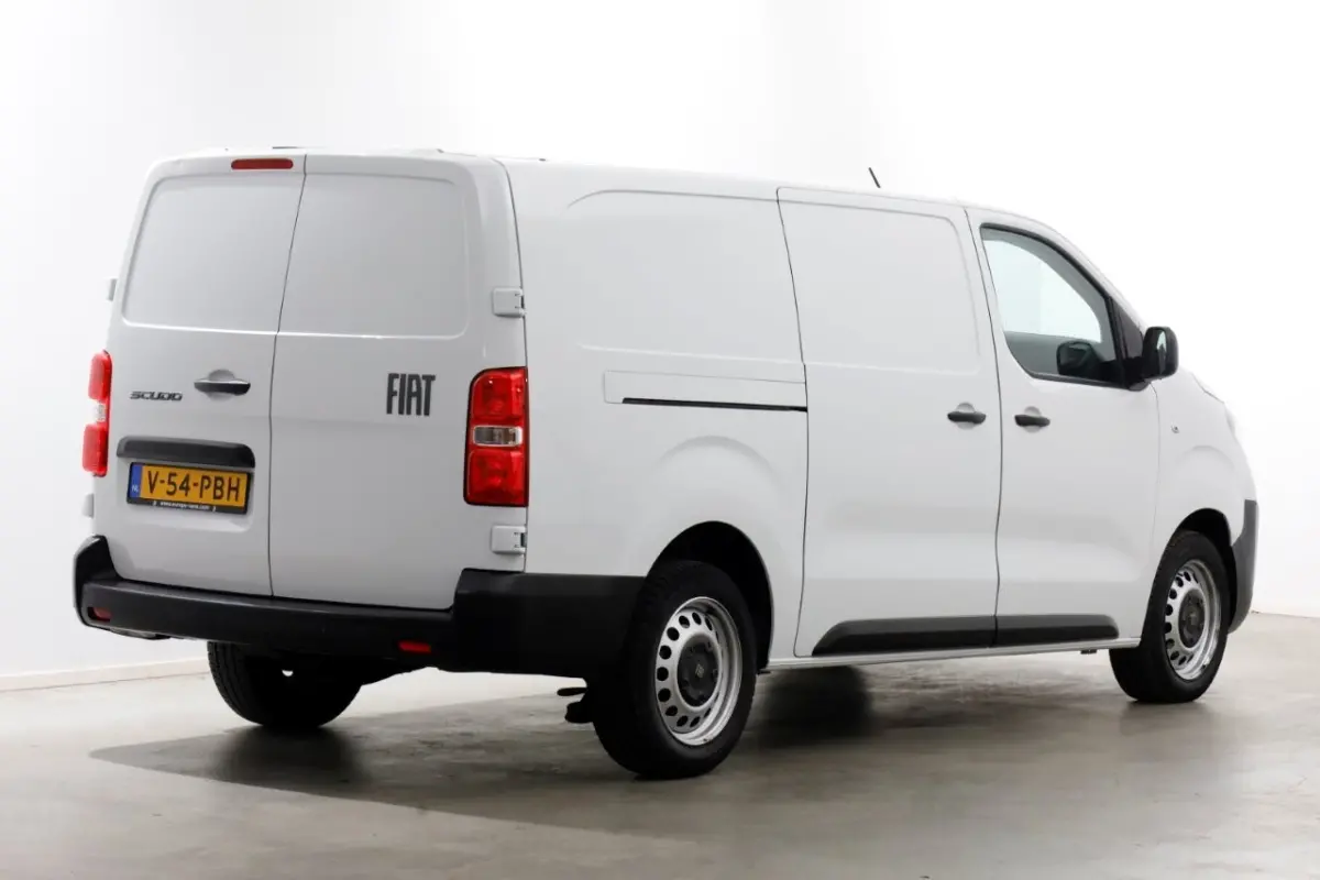 2.0 Diesel 180pk Automaat L3 Airco/Navi/Camera 11-2024