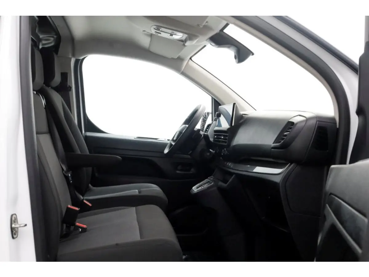 2.0 Diesel 180pk Automaat L3 Airco/Navi/Camera 11-2024