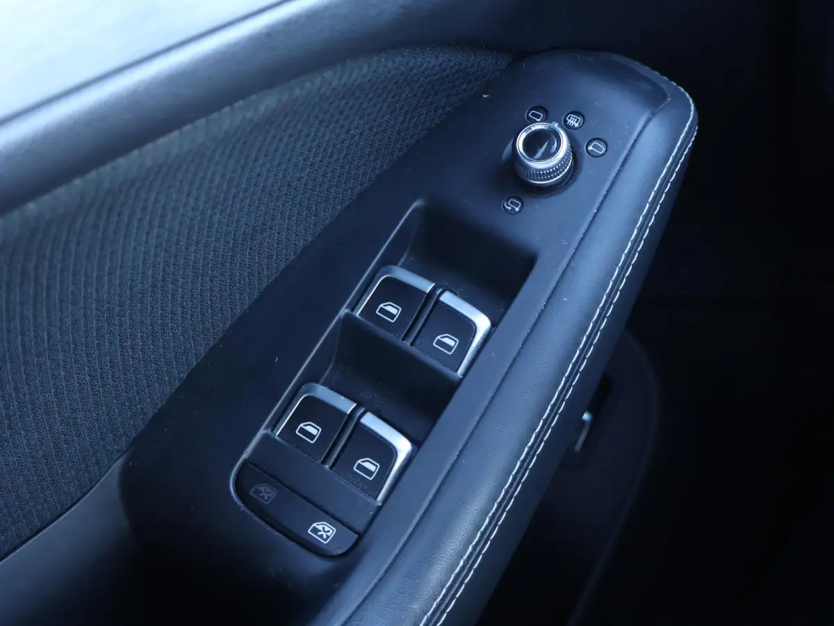 2.0 TFSI 224 PK S-LINE AUT. QUATTRO SPORT EDITION + 19 INCH | STOELVERW. | NAVIGATIE