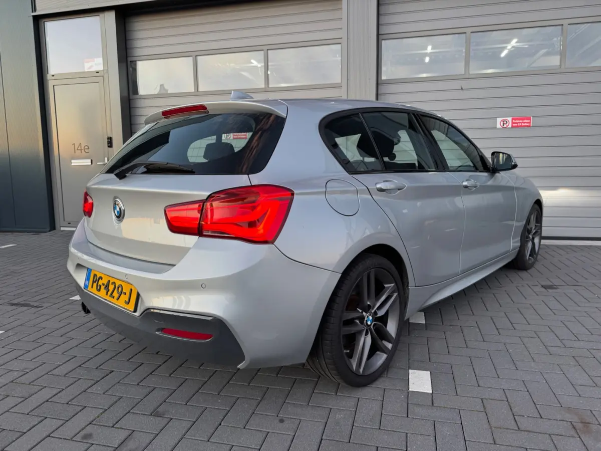 118i Corporate Executive M-Sport NAP