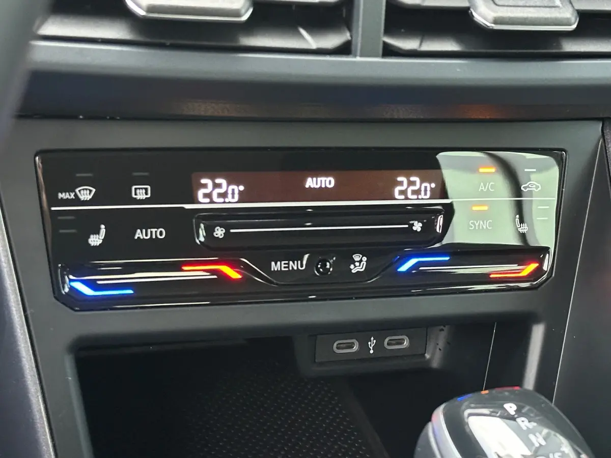 1.0 TSI DSG Style | Virtual | Stoelverwarming | Climate | Led IQ | 4-Season | Rijklaar incl. garantie