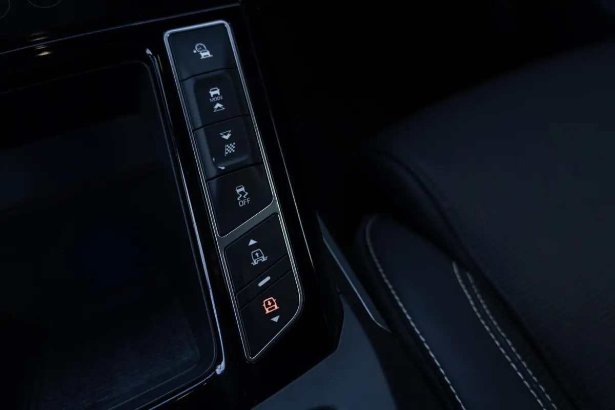 EV400 AWD First Edition 90 kWh|1ste Eig|BTW|NP €103.445,-|Meridian|CarPlay|Panoramadak|Carbon|Full Option|Dealer Onderhouden