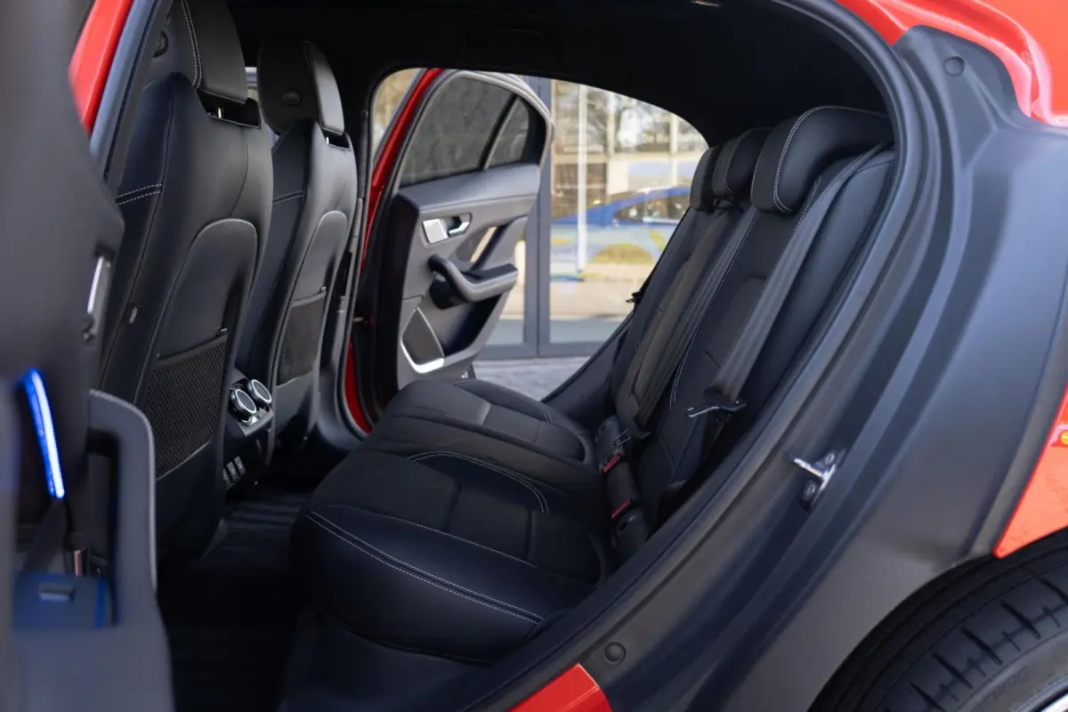 EV400 AWD First Edition 90 kWh|1ste Eig|BTW|NP €103.445,-|Meridian|CarPlay|Panoramadak|Carbon|Full Option|Dealer Onderhouden