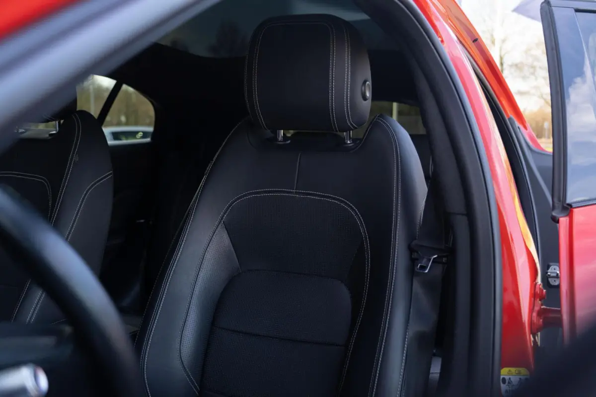 EV400 AWD First Edition 90 kWh|1ste Eig|BTW|NP €103.445,-|Meridian|CarPlay|Panoramadak|Carbon|Full Option|Dealer Onderhouden