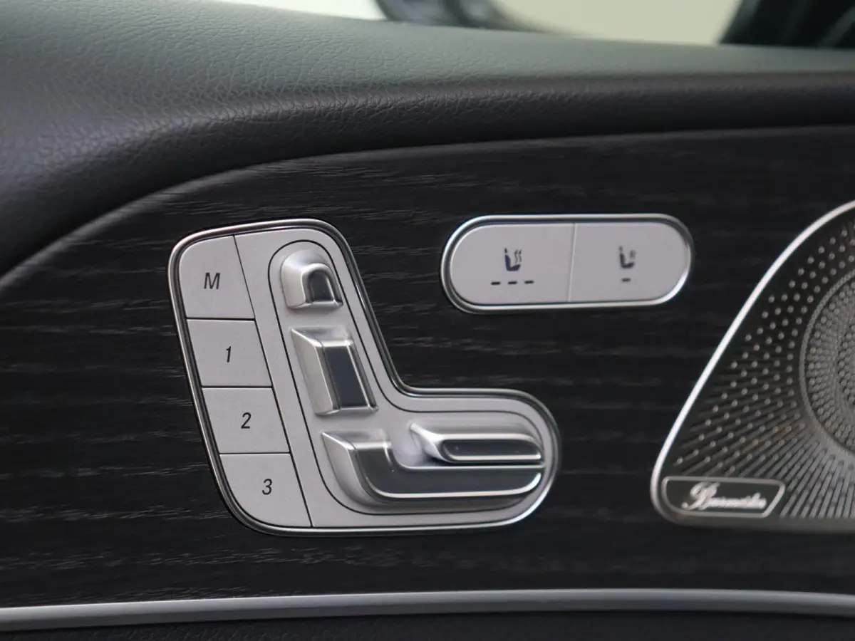 400 e 4MATIC AMG Line /Memory /HUD /Burmester /Rijassistentiepakket Plus /Elek Trekhaak