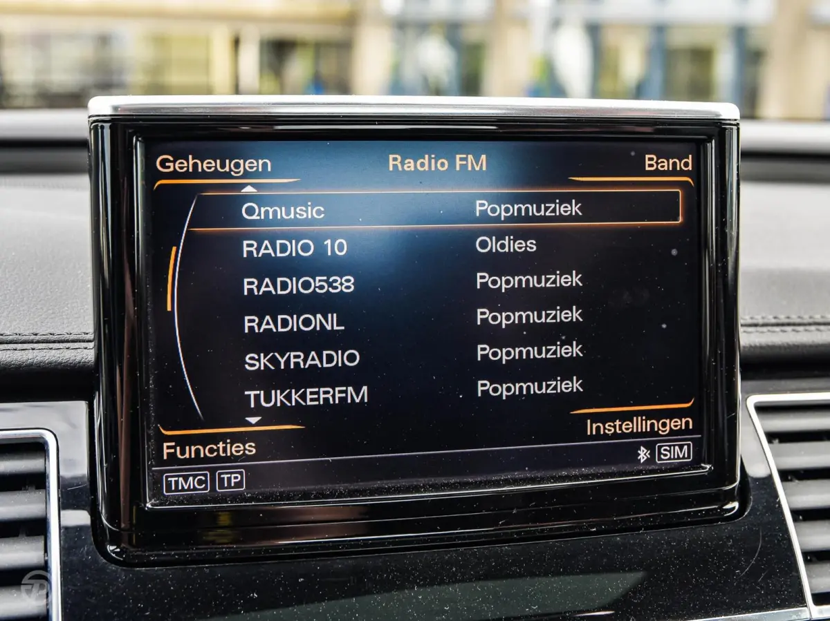 3.0 TDI quattro Pro Line+ | Facelift | Schuifdak | Matrix LED | Luchtvering | Trekhaak | ACC | Dealeronderhouden | 1e Eig. | 20"