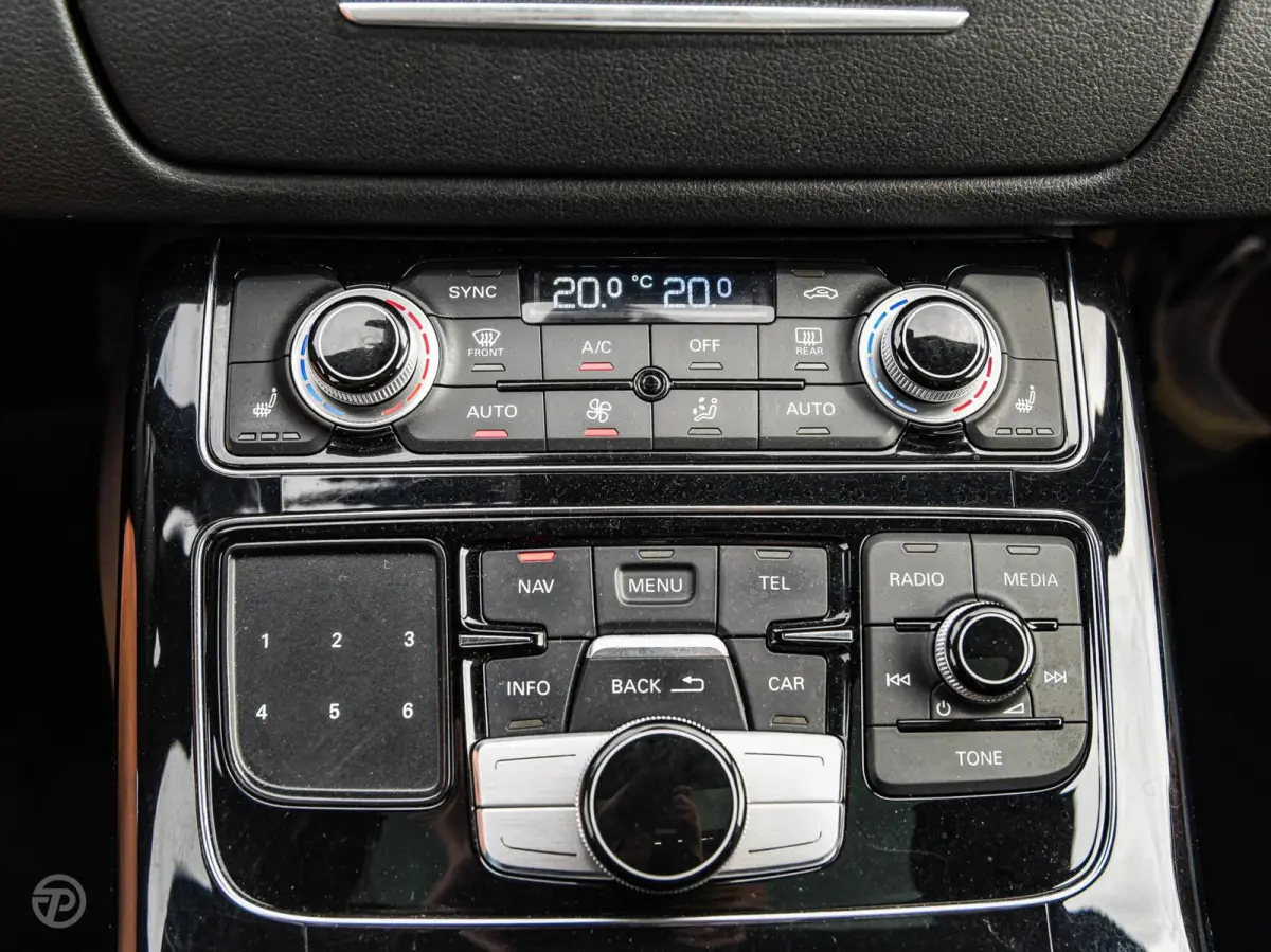 3.0 TDI quattro Pro Line+ | Facelift | Schuifdak | Matrix LED | Luchtvering | Trekhaak | ACC | Dealeronderhouden | 1e Eig. | 20"