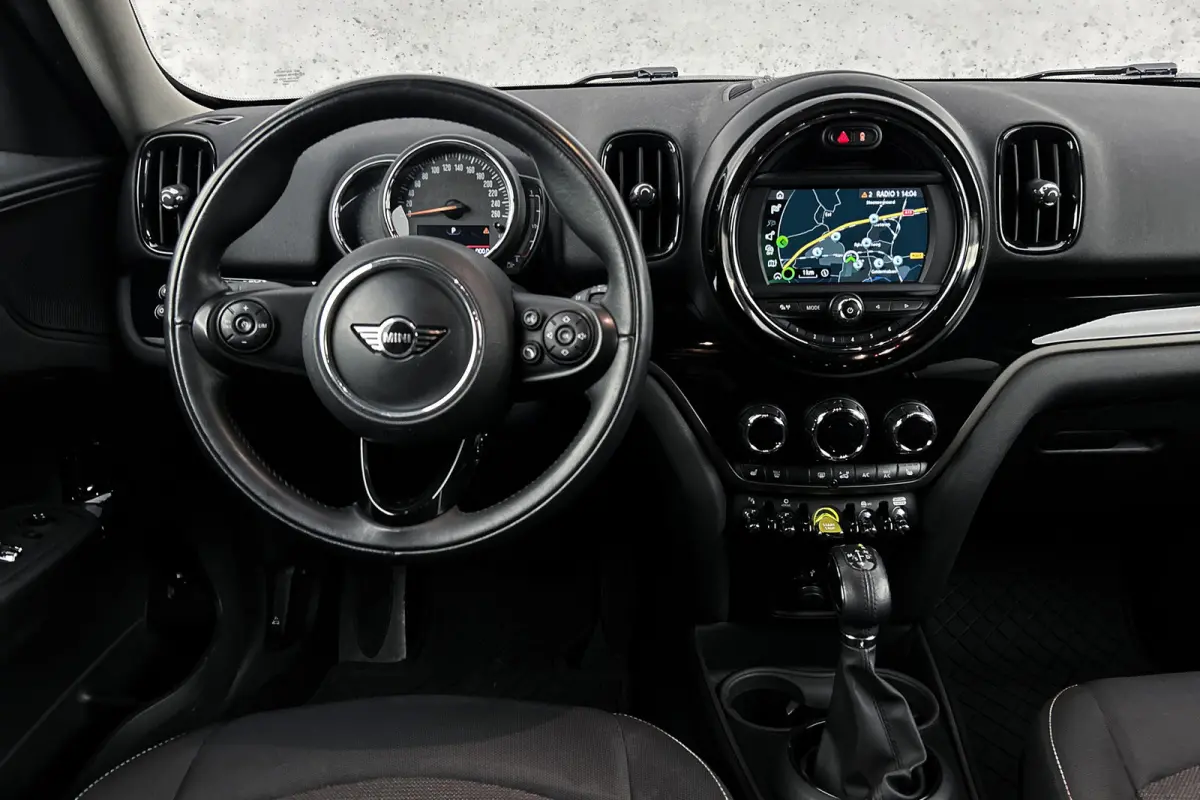 | 225 pk | 84% SOH | 1.5 Cooper ALL4 Chili | Leder | Stoelverwarming | Navigatie | LED