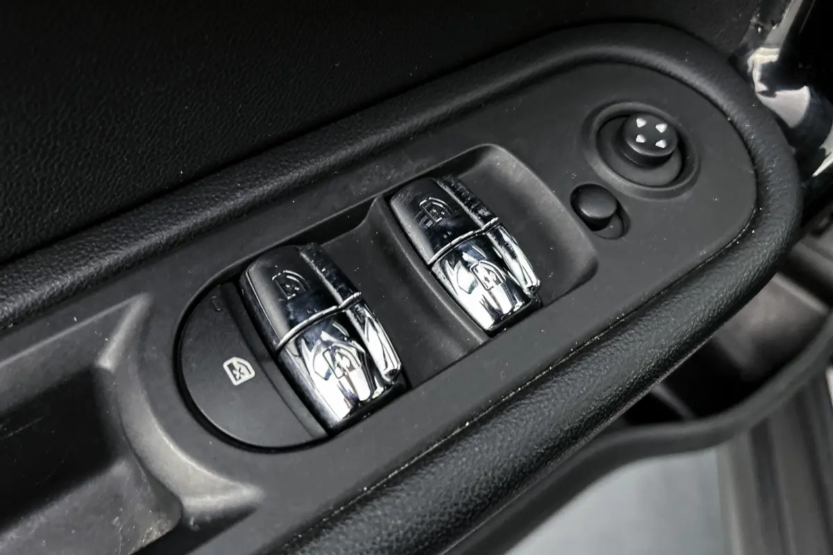 | 225 pk | 84% SOH | 1.5 Cooper ALL4 Chili | Leder | Stoelverwarming | Navigatie | LED