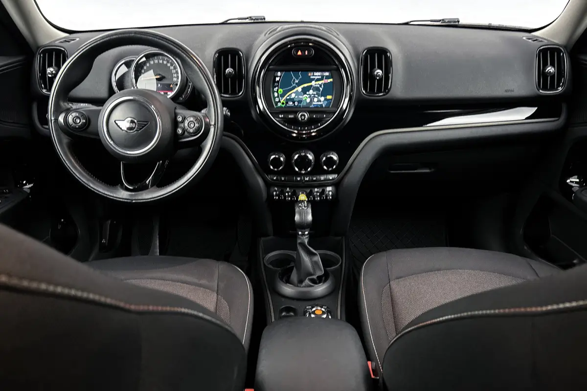 | 225 pk | 84% SOH | 1.5 Cooper ALL4 Chili | Leder | Stoelverwarming | Navigatie | LED