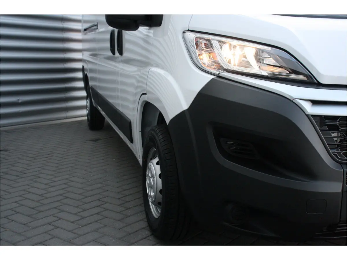 2.2 BLUEHDI 140PK L3H2 3.3T | € 7.300,- Voorraad Voordeel / NAVI / CLIMA / LED / PDC / BLUETOOTH / CRUISECONTROL / DIRECT LEVERBAAR !!