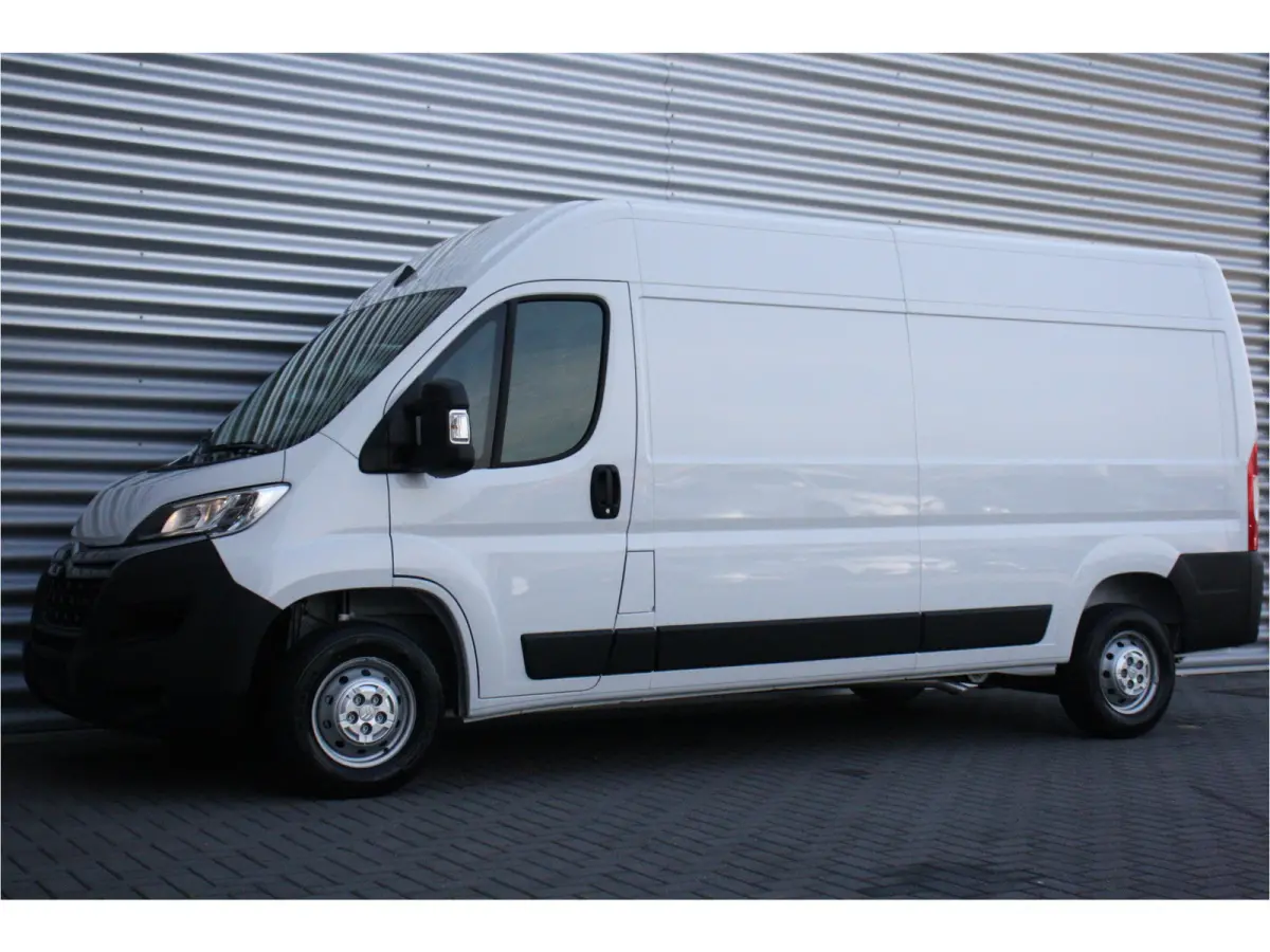 2.2 BLUEHDI 140PK L3H2 3.3T | € 7.300,- Voorraad Voordeel / NAVI / CLIMA / LED / PDC / BLUETOOTH / CRUISECONTROL / DIRECT LEVERBAAR !!