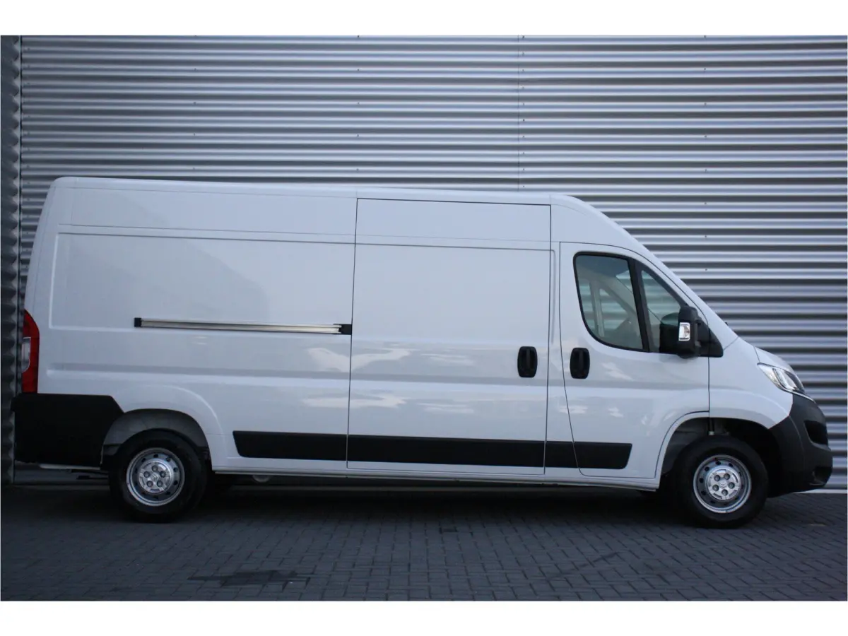 2.2 BLUEHDI 140PK L3H2 3.3T | € 7.300,- Voorraad Voordeel / NAVI / CLIMA / LED / PDC / BLUETOOTH / CRUISECONTROL / DIRECT LEVERBAAR !!