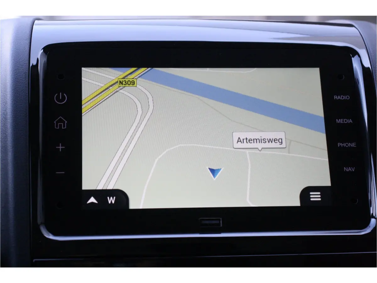 2.2 BLUEHDI 140PK L3H2 3.3T | € 7.300,- Voorraad Voordeel / NAVI / CLIMA / LED / PDC / BLUETOOTH / CRUISECONTROL / DIRECT LEVERBAAR !!