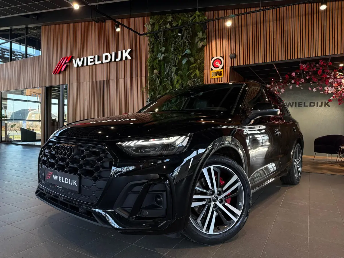 55 TFSI e S tronic quattro S line bus. Panorama schuif Head Up Black Optic