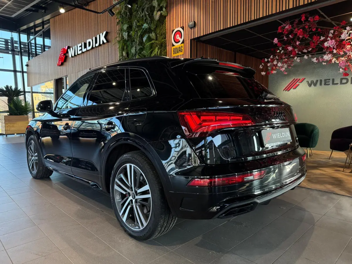 55 TFSI e S tronic quattro S line bus. Panorama schuif Head Up Black Optic