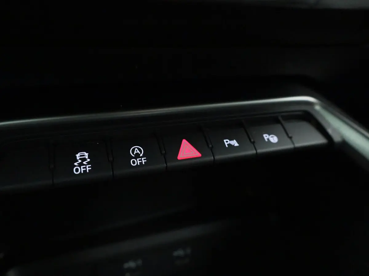 30 TFSI AUTOMAAT | Adaptieve Cruise Controle | PDC Voor/Achter | Keyless start | Apple carplay / Android Auto |