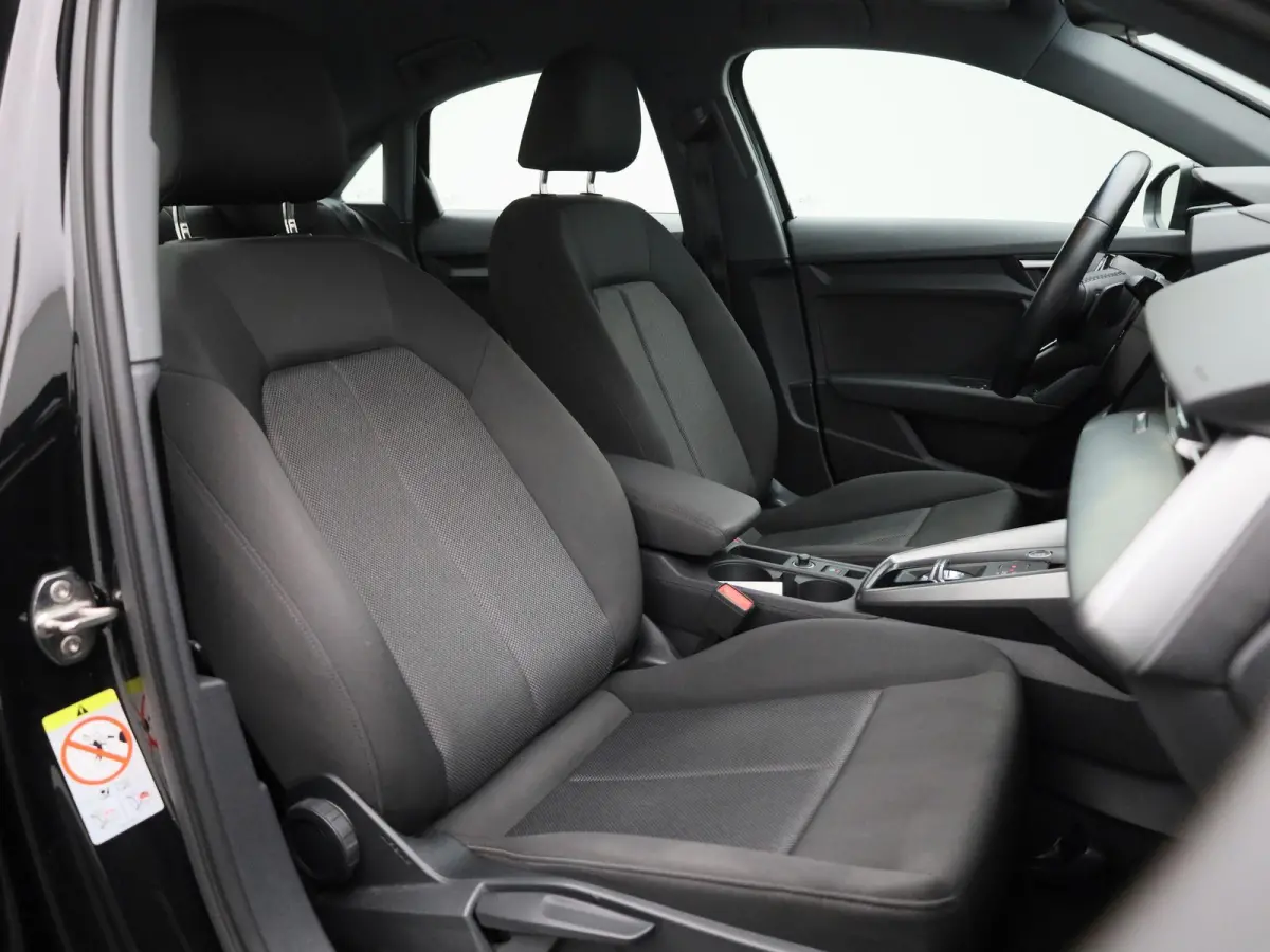 30 TFSI AUTOMAAT | Adaptieve Cruise Controle | PDC Voor/Achter | Keyless start | Apple carplay / Android Auto |