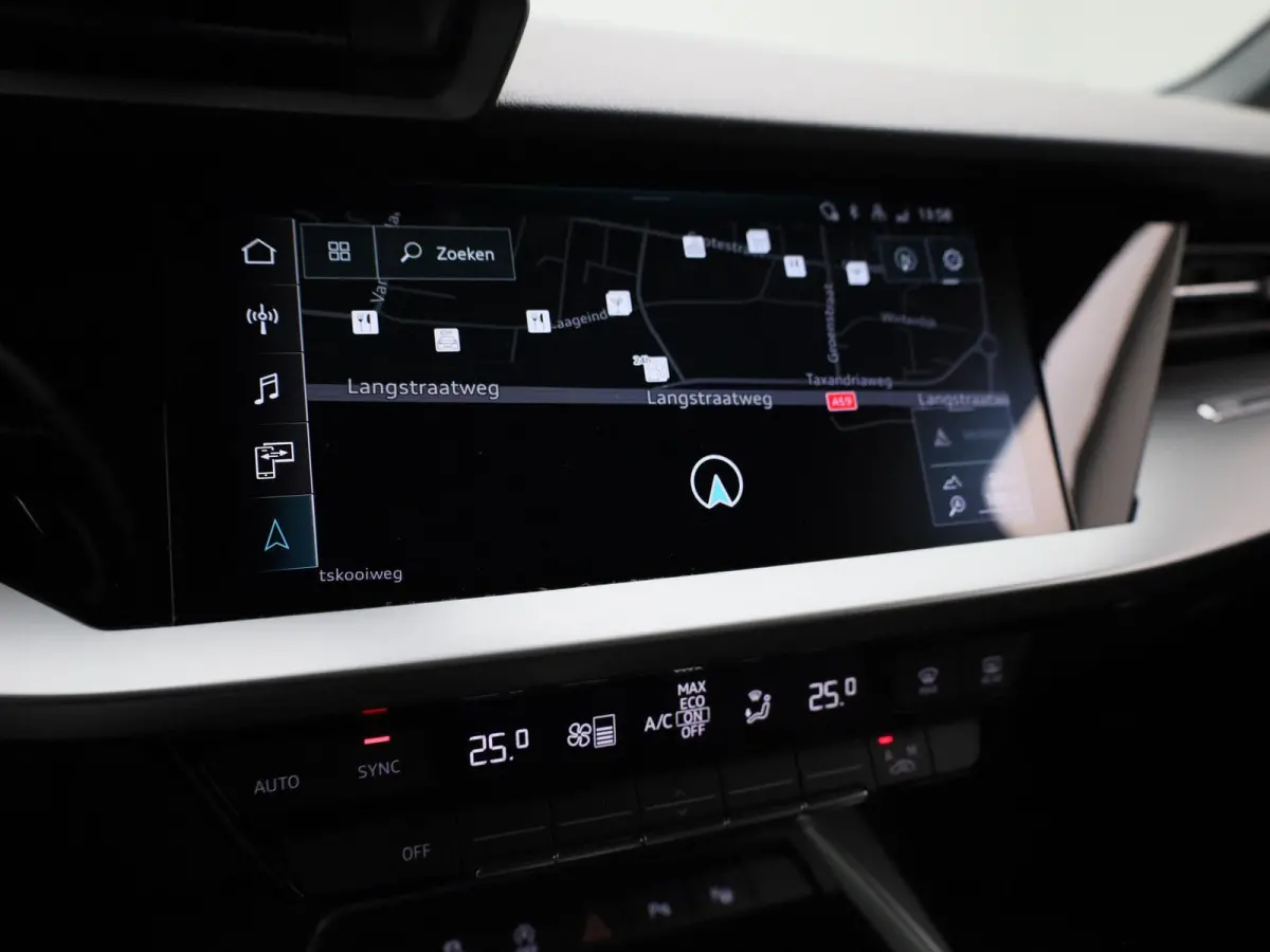 30 TFSI AUTOMAAT | Adaptieve Cruise Controle | PDC Voor/Achter | Keyless start | Apple carplay / Android Auto |