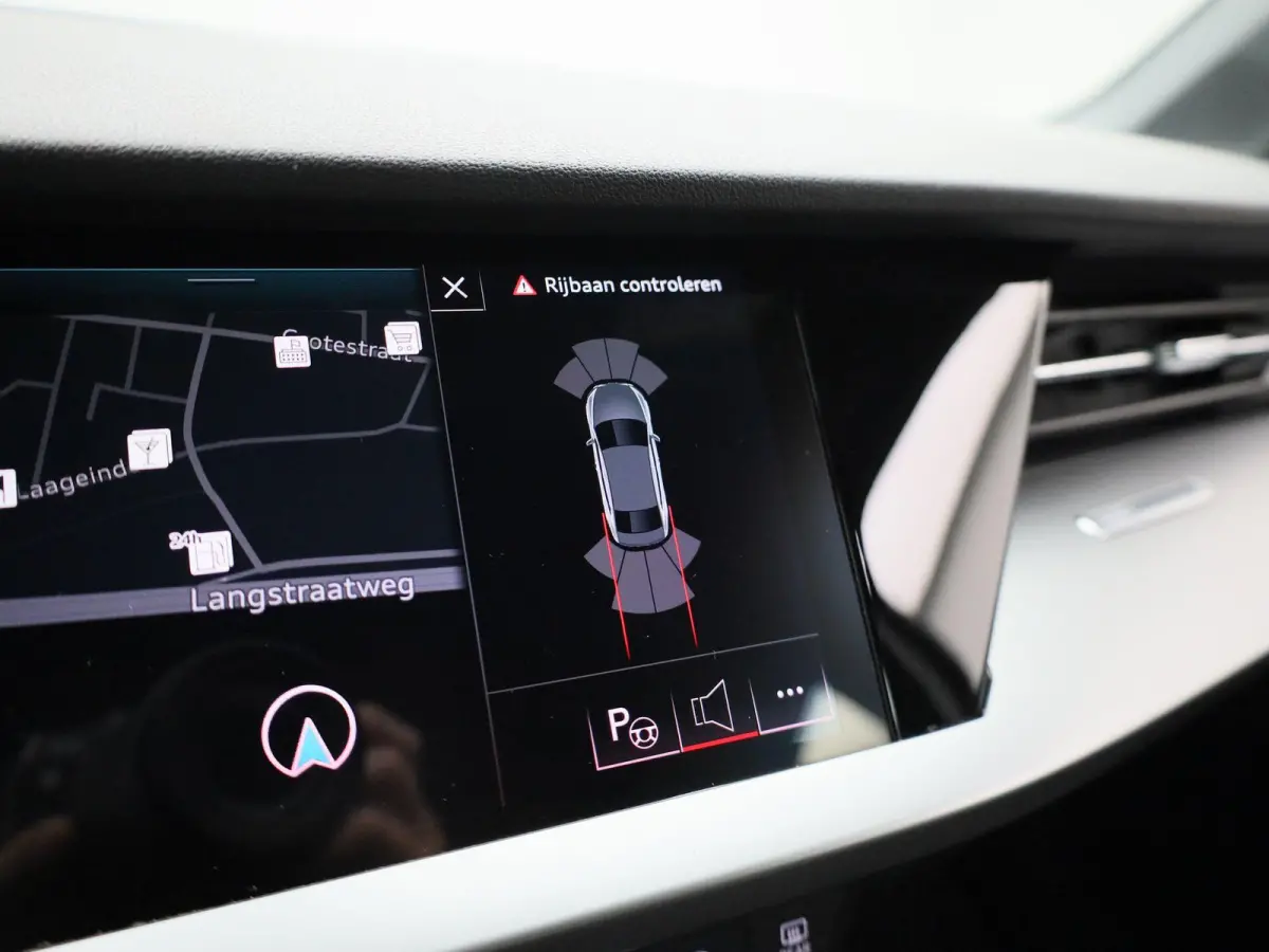 30 TFSI AUTOMAAT | Adaptieve Cruise Controle | PDC Voor/Achter | Keyless start | Apple carplay / Android Auto |