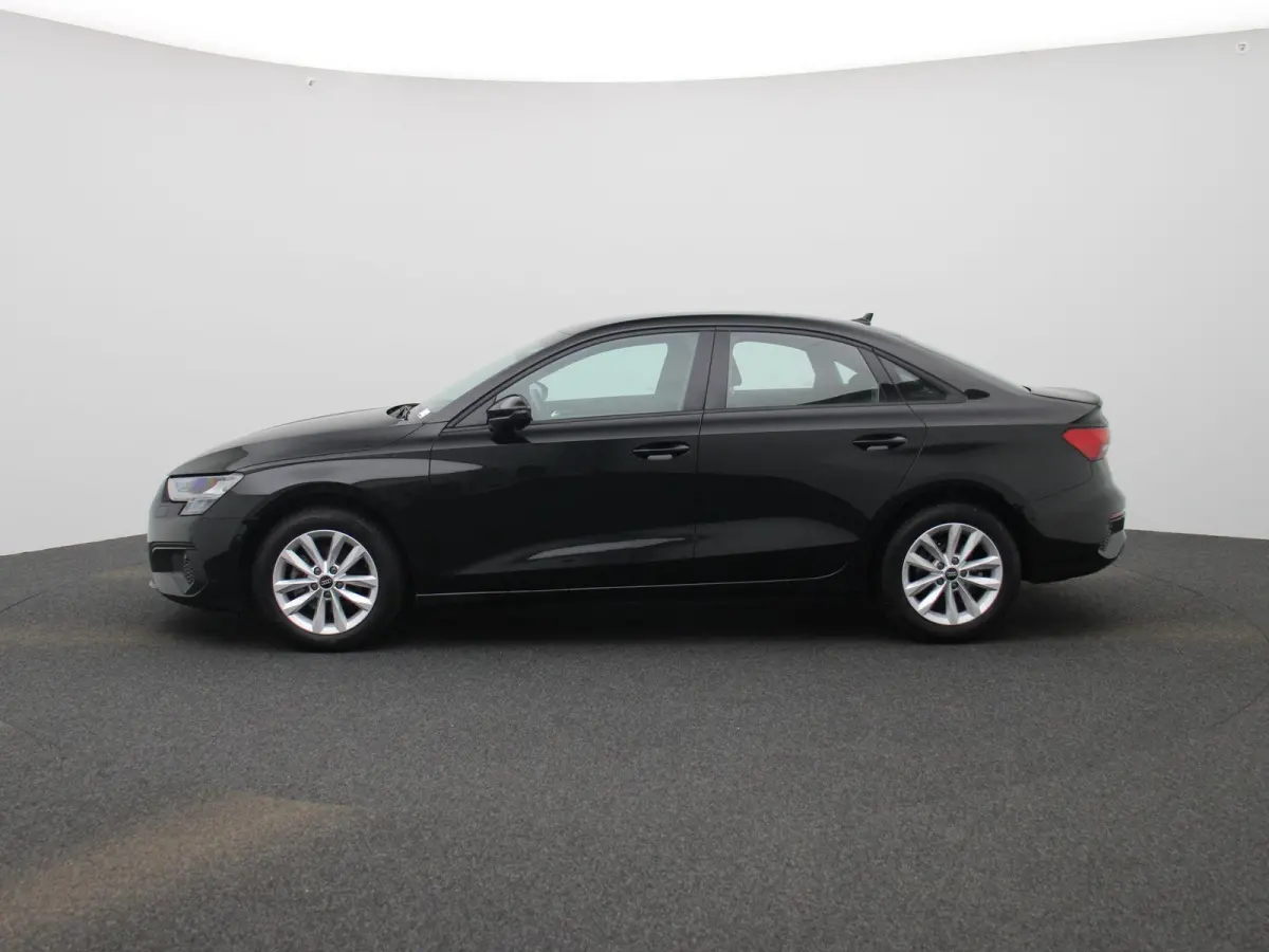 30 TFSI AUTOMAAT | Adaptieve Cruise Controle | PDC Voor/Achter | Keyless start | Apple carplay / Android Auto |
