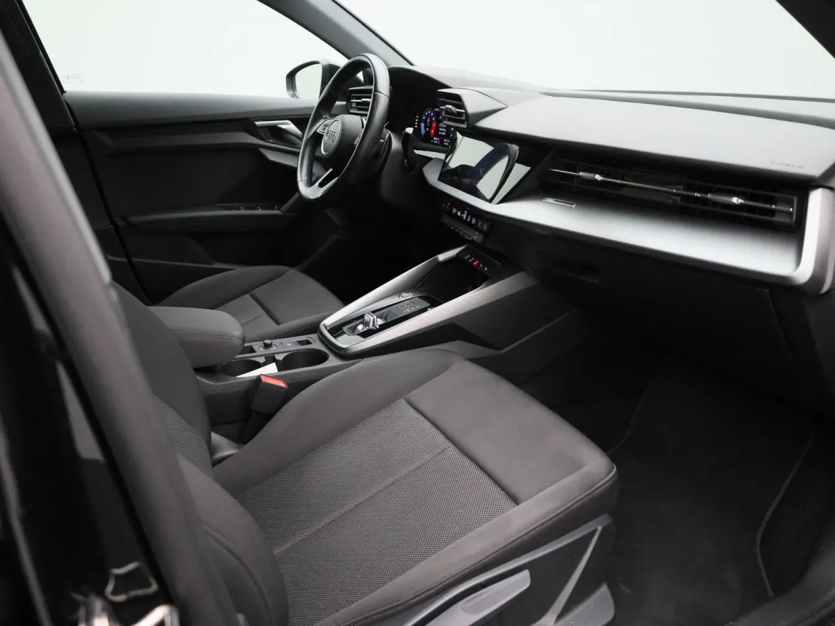 30 TFSI AUTOMAAT | Adaptieve Cruise Controle | PDC Voor/Achter | Keyless start | Apple carplay / Android Auto |