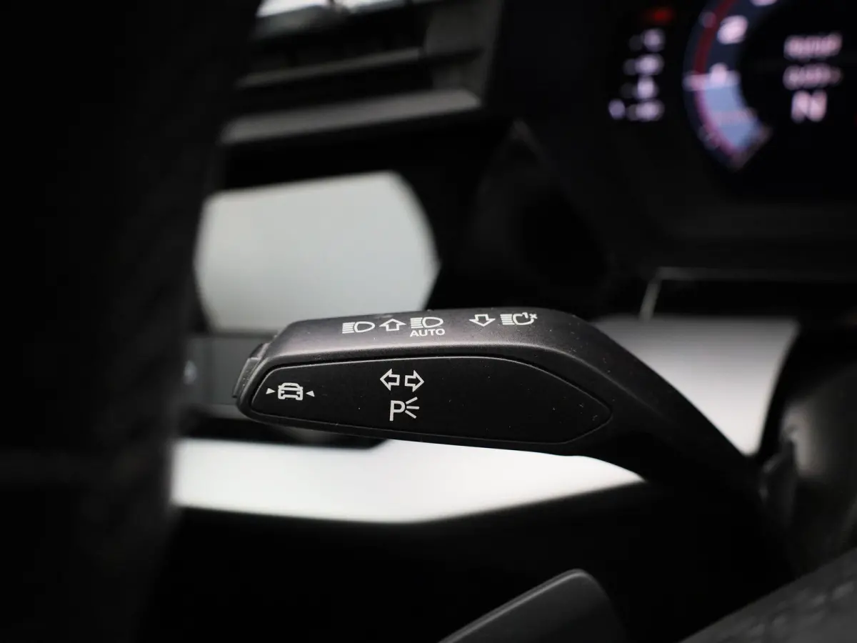 30 TFSI AUTOMAAT | Adaptieve Cruise Controle | PDC Voor/Achter | Keyless start | Apple carplay / Android Auto |