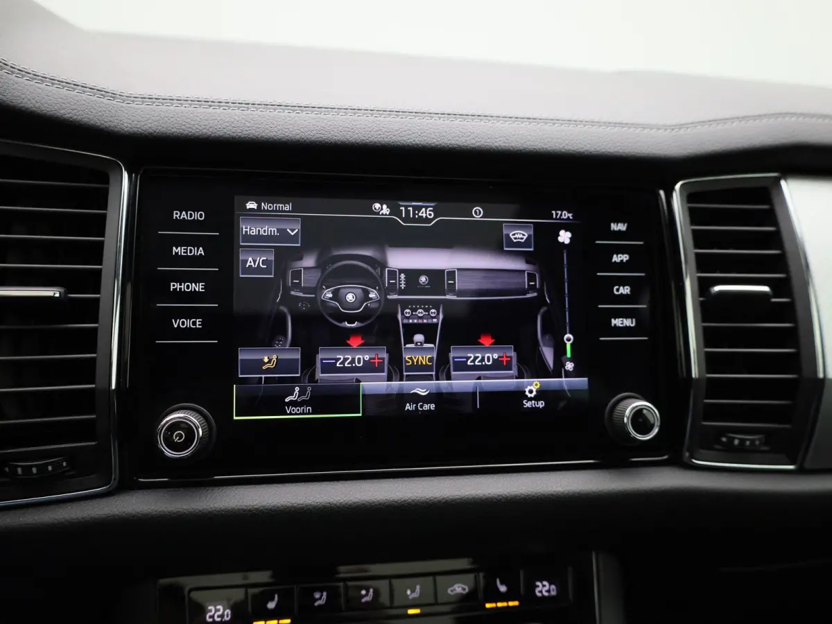 1.5 TSI Ambition | Automaat | Panoramadak | Stoel + Stuur Verwarming | Achteruitrij Camera | LED Koplampen |