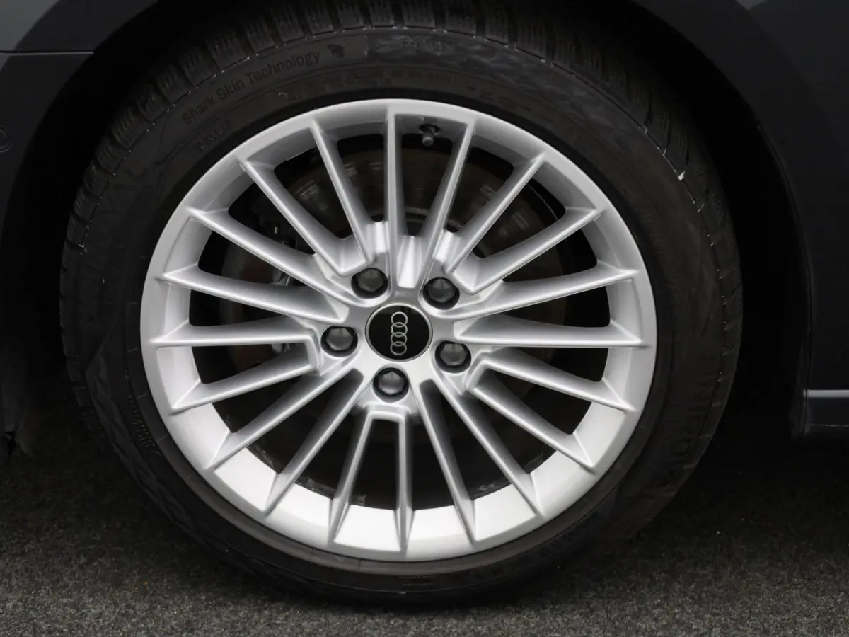 40 TFSI e Advanced edition | Automaat | 204PK | Lederen Bekleding | Schuif/Kanteldak | Virtual Cockpit | Stoelverwarming | Parkeersensoren |