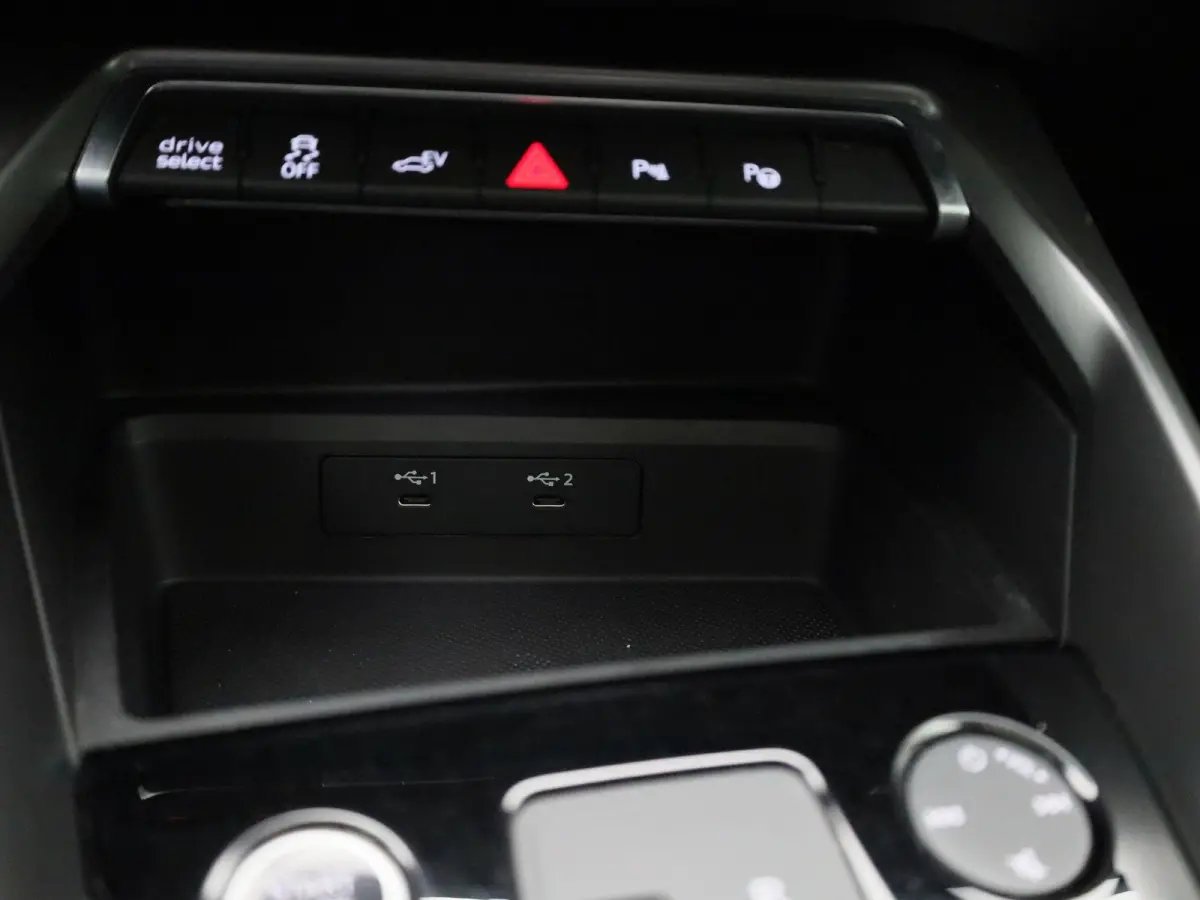 40 TFSI e Advanced edition | Automaat | 204PK | Lederen Bekleding | Schuif/Kanteldak | Virtual Cockpit | Stoelverwarming | Parkeersensoren |