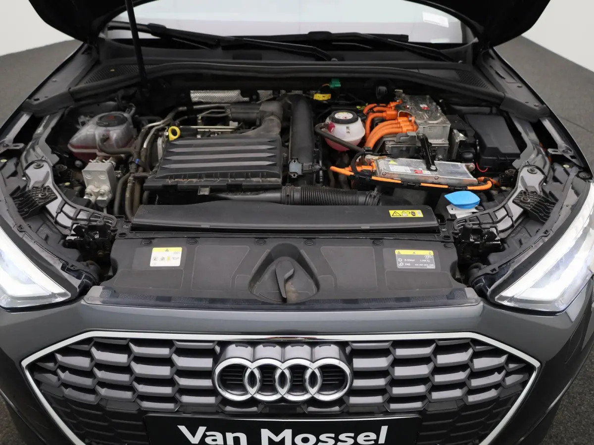40 TFSI e Advanced edition | Automaat | 204PK | Lederen Bekleding | Schuif/Kanteldak | Virtual Cockpit | Stoelverwarming | Parkeersensoren |
