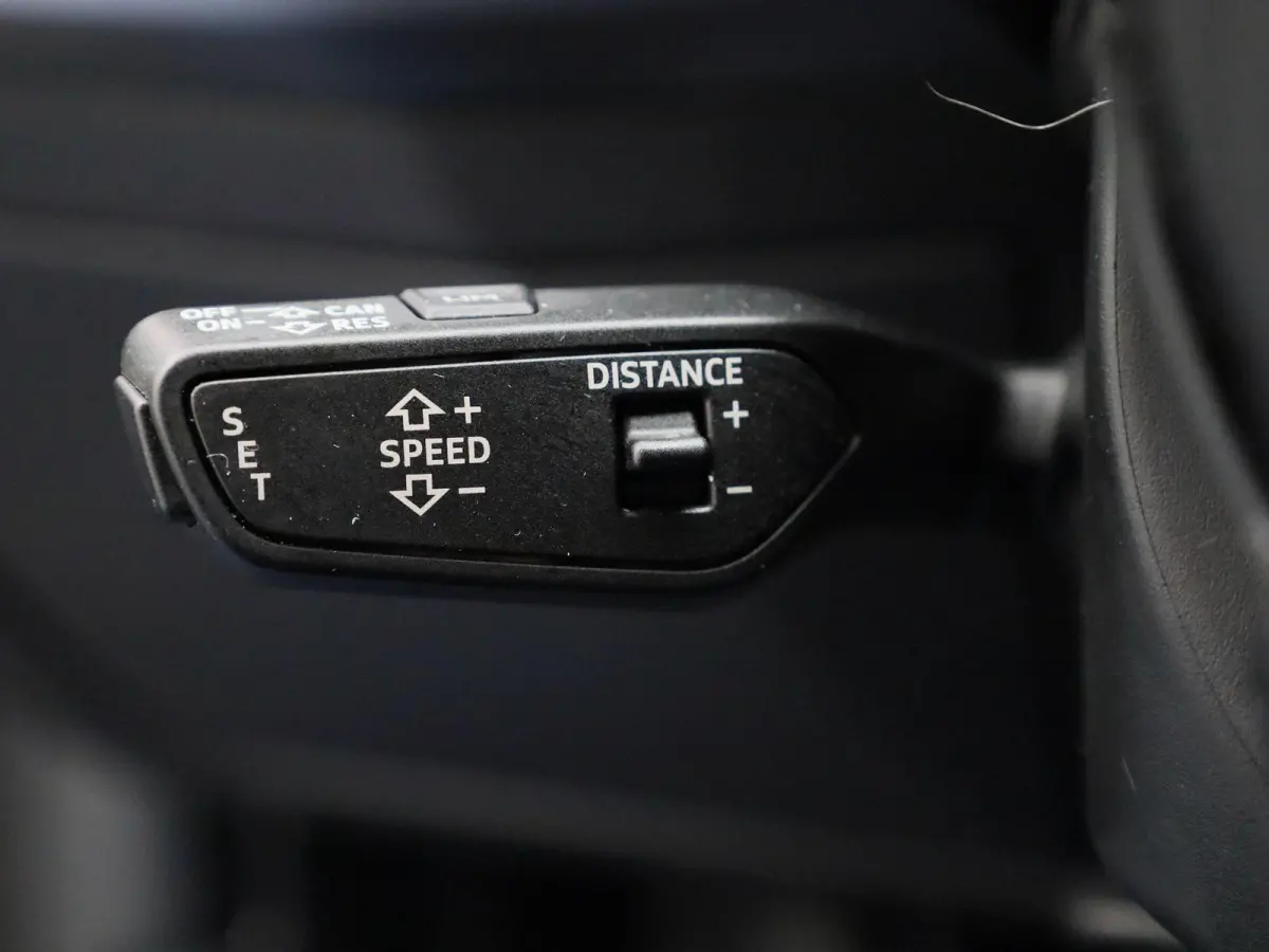 40 TFSI e Advanced edition | Automaat | 204PK | Lederen Bekleding | Schuif/Kanteldak | Virtual Cockpit | Stoelverwarming | Parkeersensoren |
