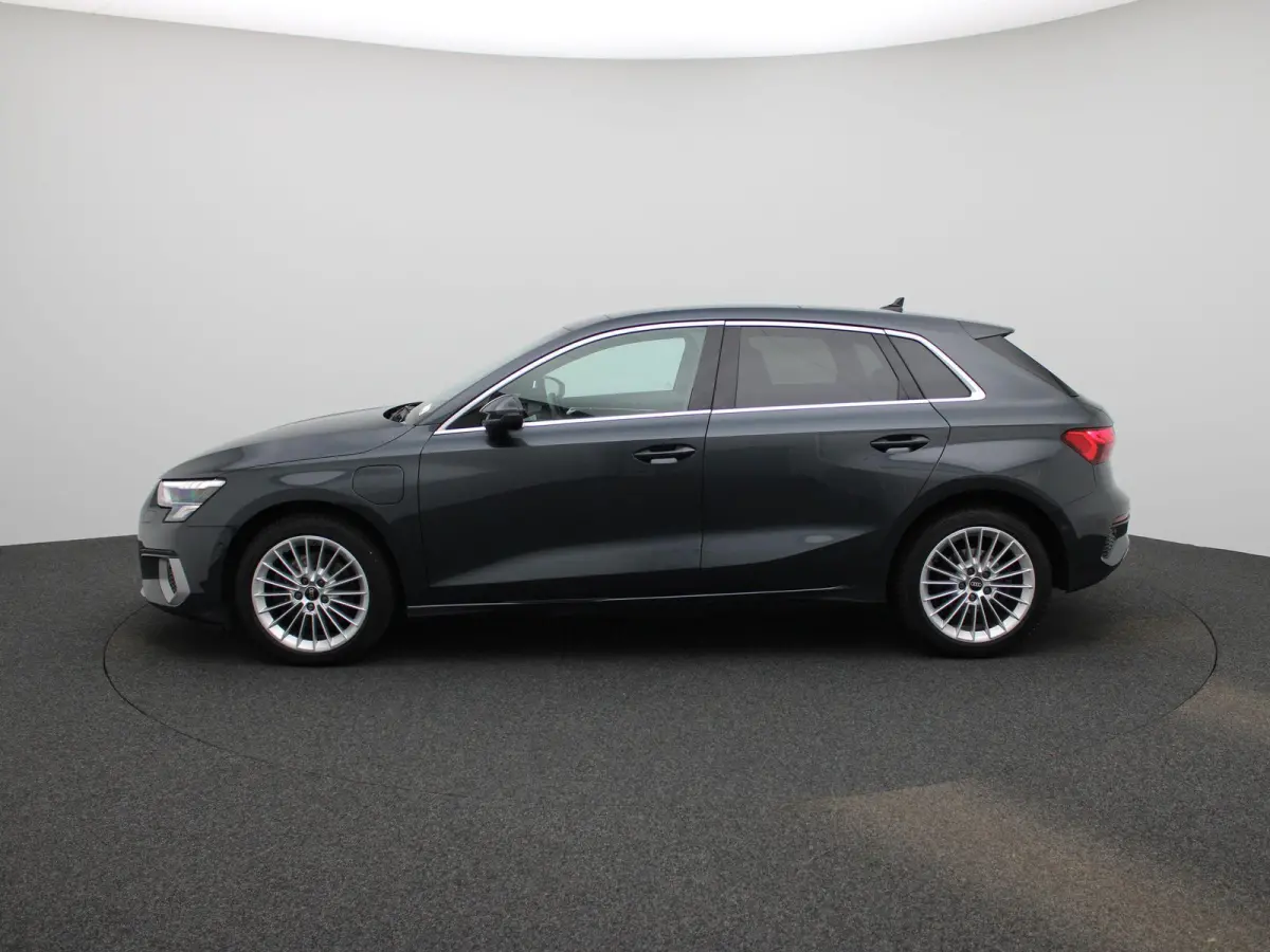 40 TFSI e Advanced edition | Automaat | 204PK | Lederen Bekleding | Schuif/Kanteldak | Virtual Cockpit | Stoelverwarming | Parkeersensoren |